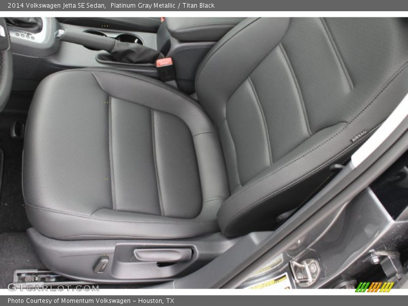 Platinum Gray Metallic / Titan Black 2014 Volkswagen Jetta SE Sedan