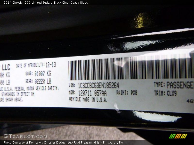 Black Clear Coat / Black 2014 Chrysler 200 Limited Sedan