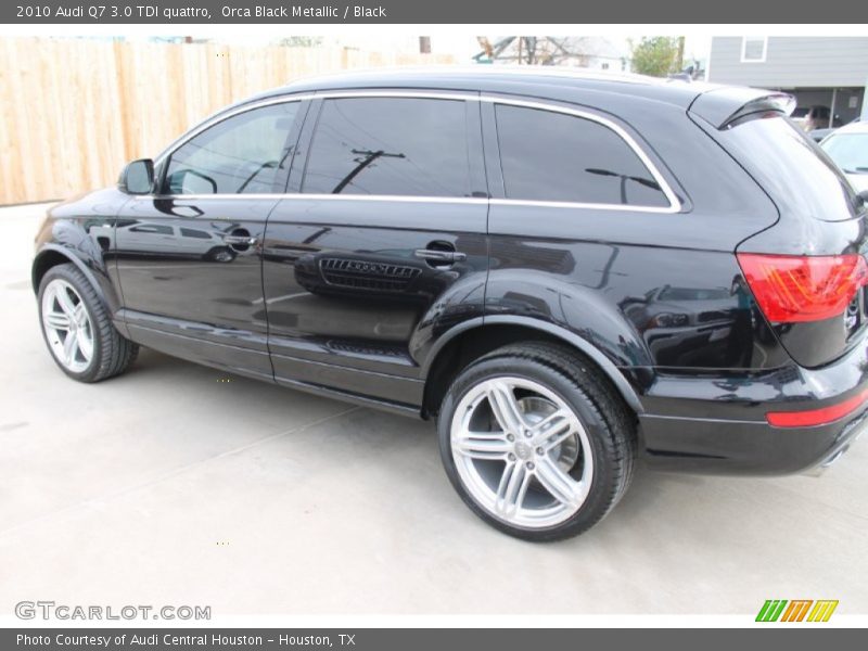  2010 Q7 3.0 TDI quattro Orca Black Metallic