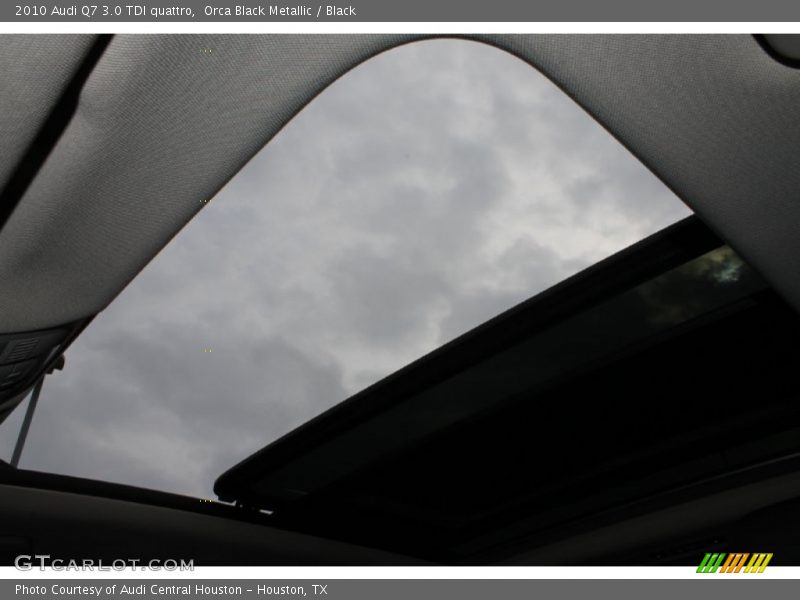Orca Black Metallic / Black 2010 Audi Q7 3.0 TDI quattro