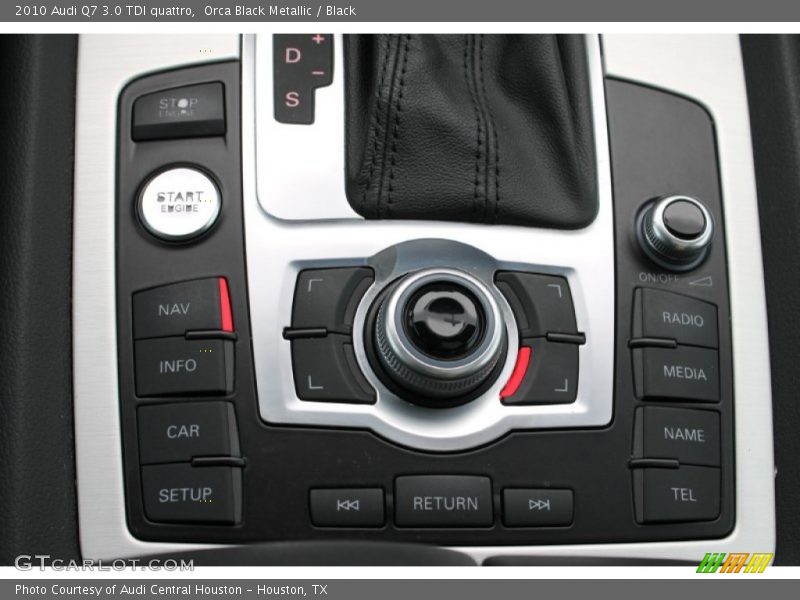 Orca Black Metallic / Black 2010 Audi Q7 3.0 TDI quattro