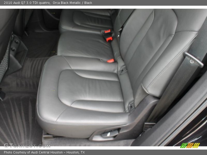 Orca Black Metallic / Black 2010 Audi Q7 3.0 TDI quattro