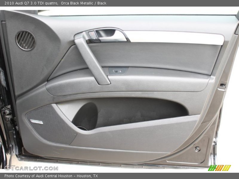 Orca Black Metallic / Black 2010 Audi Q7 3.0 TDI quattro
