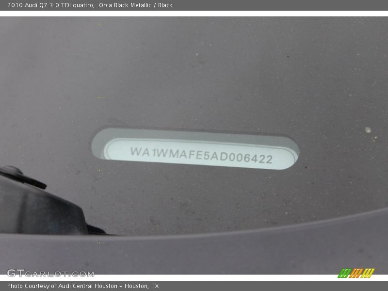 Orca Black Metallic / Black 2010 Audi Q7 3.0 TDI quattro