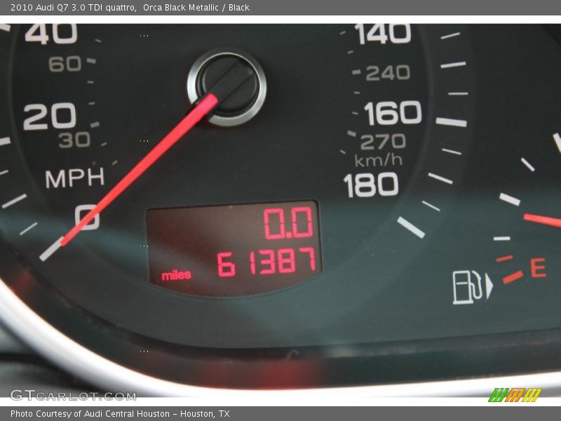 Orca Black Metallic / Black 2010 Audi Q7 3.0 TDI quattro