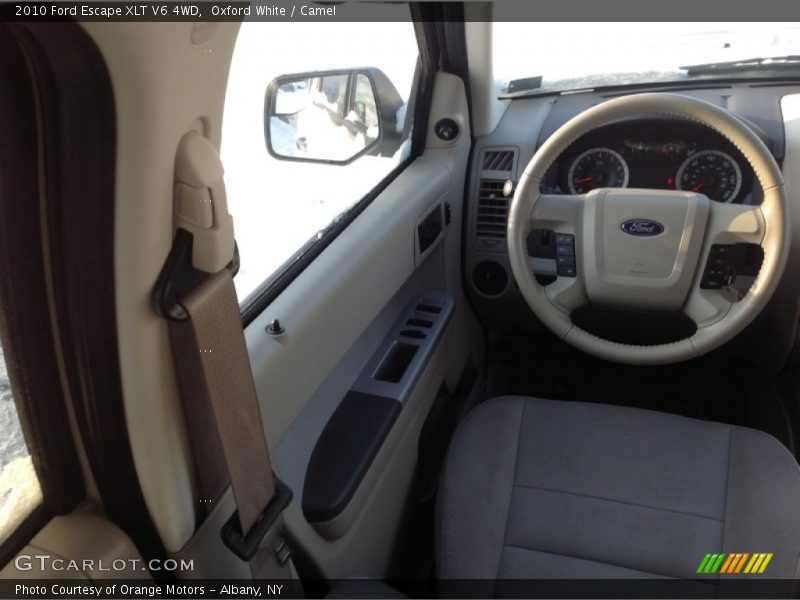 Oxford White / Camel 2010 Ford Escape XLT V6 4WD