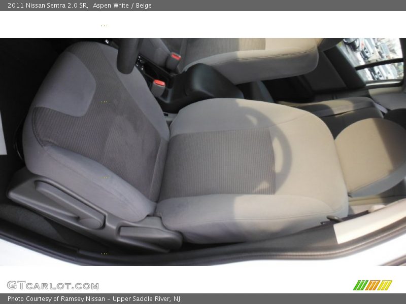 Aspen White / Beige 2011 Nissan Sentra 2.0 SR