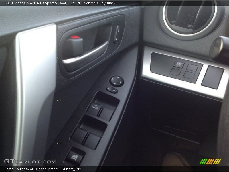 Liquid Silver Metallic / Black 2011 Mazda MAZDA3 s Sport 5 Door