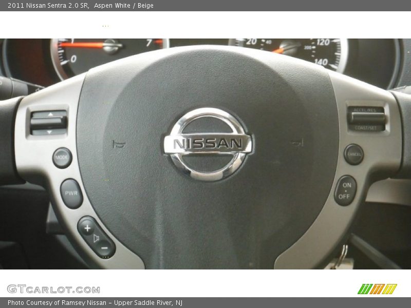 Aspen White / Beige 2011 Nissan Sentra 2.0 SR