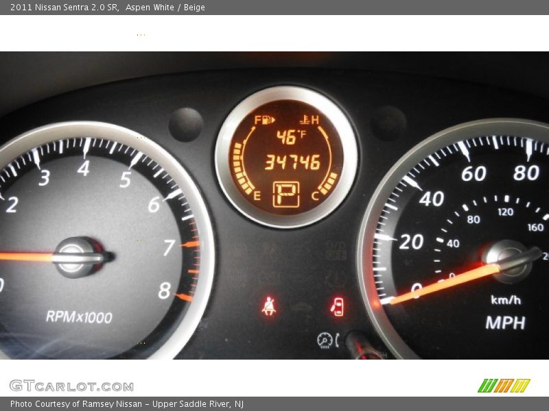 Aspen White / Beige 2011 Nissan Sentra 2.0 SR