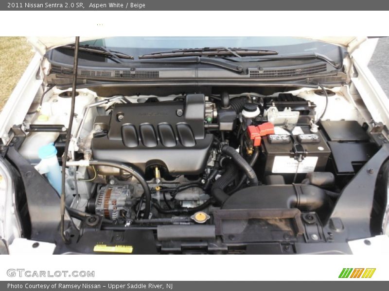 Aspen White / Beige 2011 Nissan Sentra 2.0 SR