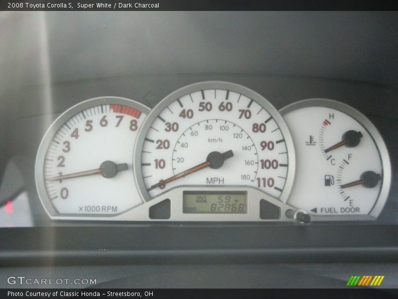 Super White / Dark Charcoal 2008 Toyota Corolla S