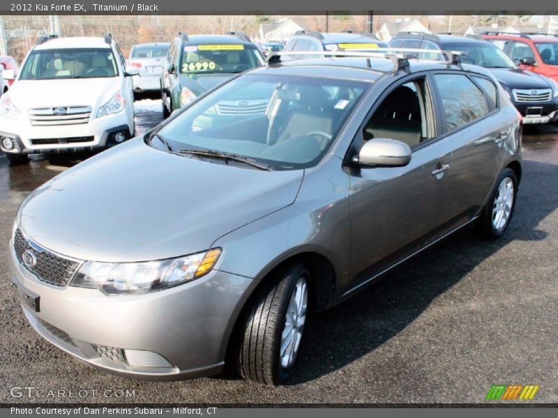 Front 3/4 View of 2012 Forte EX