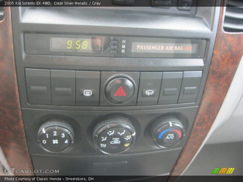 Clear Silver Metallic / Gray 2005 Kia Sorento EX 4WD