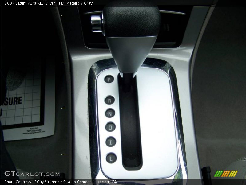 Silver Pearl Metallic / Gray 2007 Saturn Aura XE