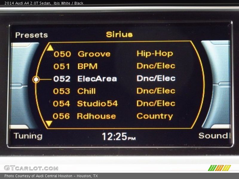 Ibis White / Black 2014 Audi A4 2.0T Sedan