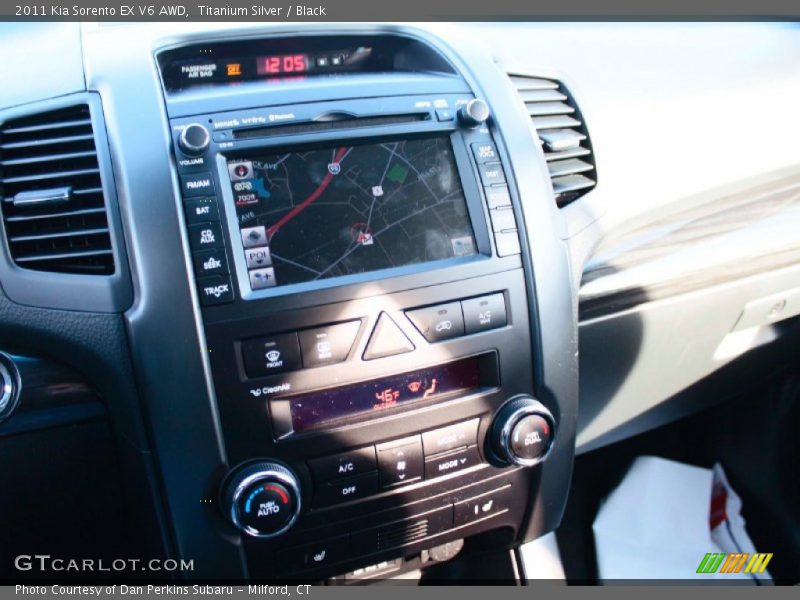 Titanium Silver / Black 2011 Kia Sorento EX V6 AWD