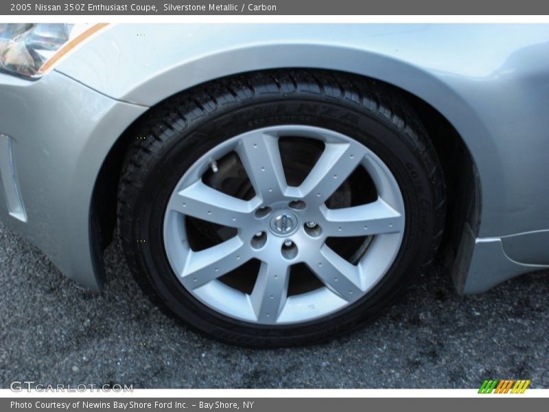Silverstone Metallic / Carbon 2005 Nissan 350Z Enthusiast Coupe