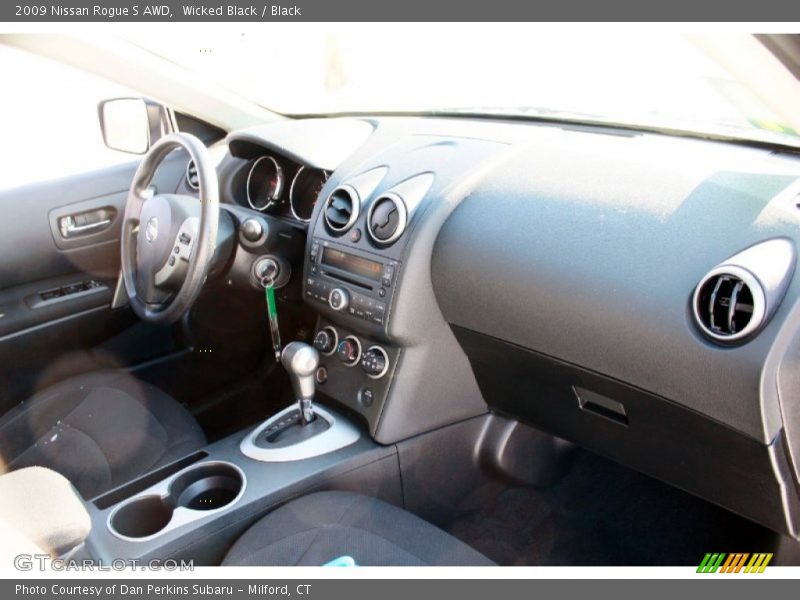 Wicked Black / Black 2009 Nissan Rogue S AWD