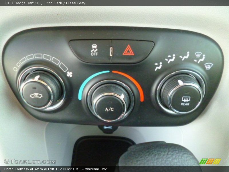 Pitch Black / Diesel Gray 2013 Dodge Dart SXT