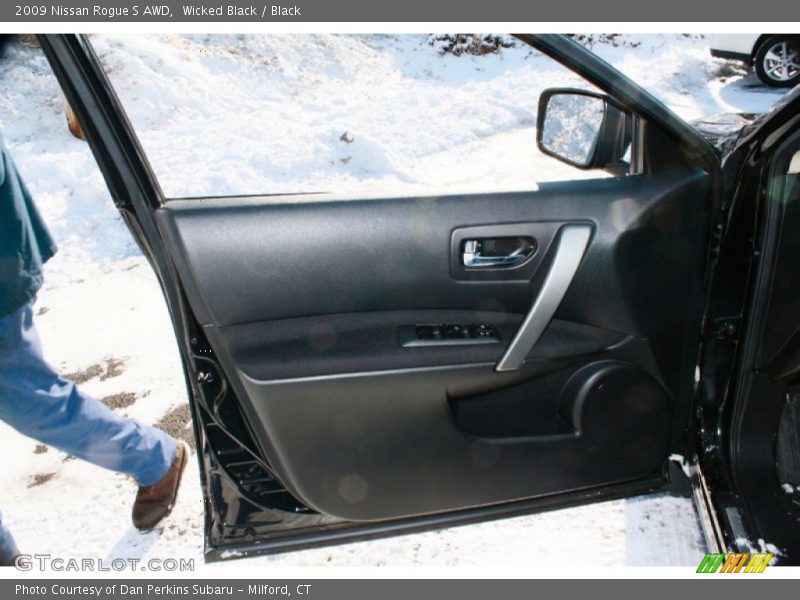 Wicked Black / Black 2009 Nissan Rogue S AWD