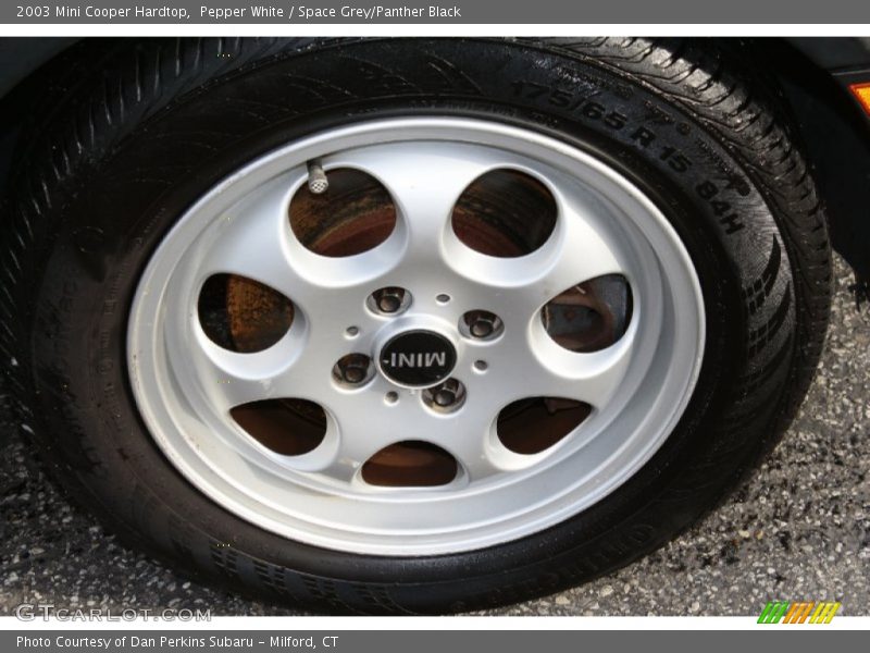Pepper White / Space Grey/Panther Black 2003 Mini Cooper Hardtop