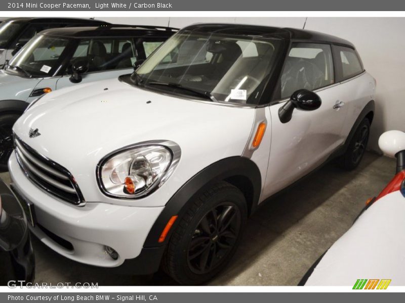 Light White / Carbon Black 2014 Mini Cooper Paceman