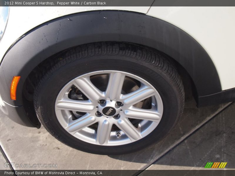 Pepper White / Carbon Black 2012 Mini Cooper S Hardtop