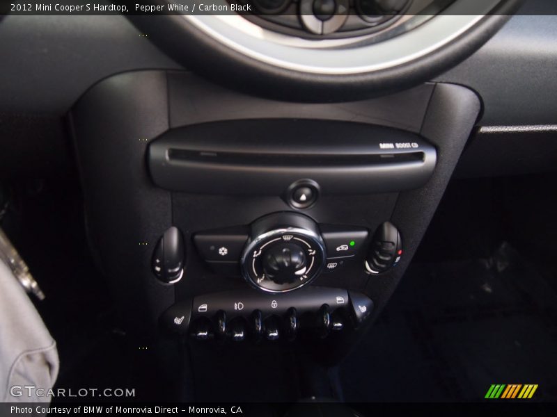 Pepper White / Carbon Black 2012 Mini Cooper S Hardtop