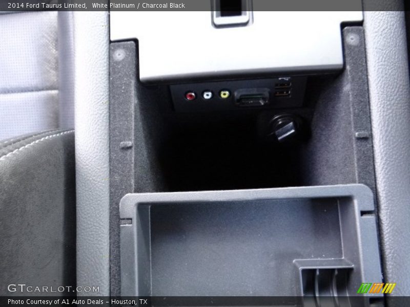 White Platinum / Charcoal Black 2014 Ford Taurus Limited
