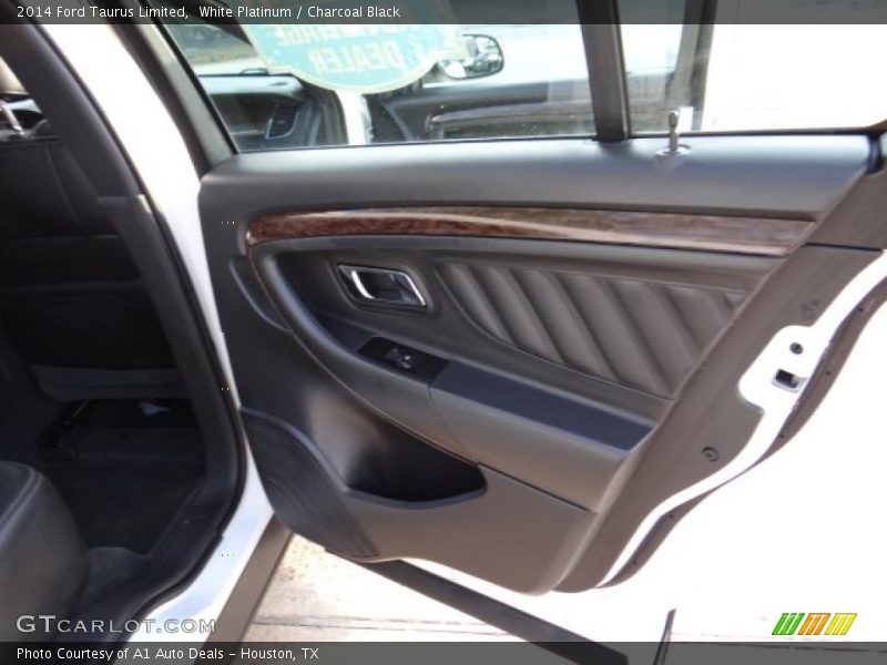 White Platinum / Charcoal Black 2014 Ford Taurus Limited