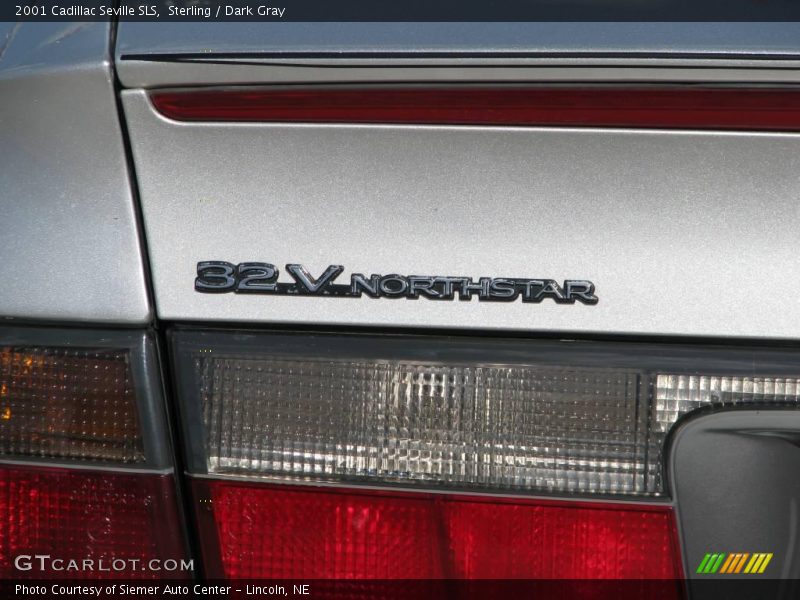 Sterling / Dark Gray 2001 Cadillac Seville SLS