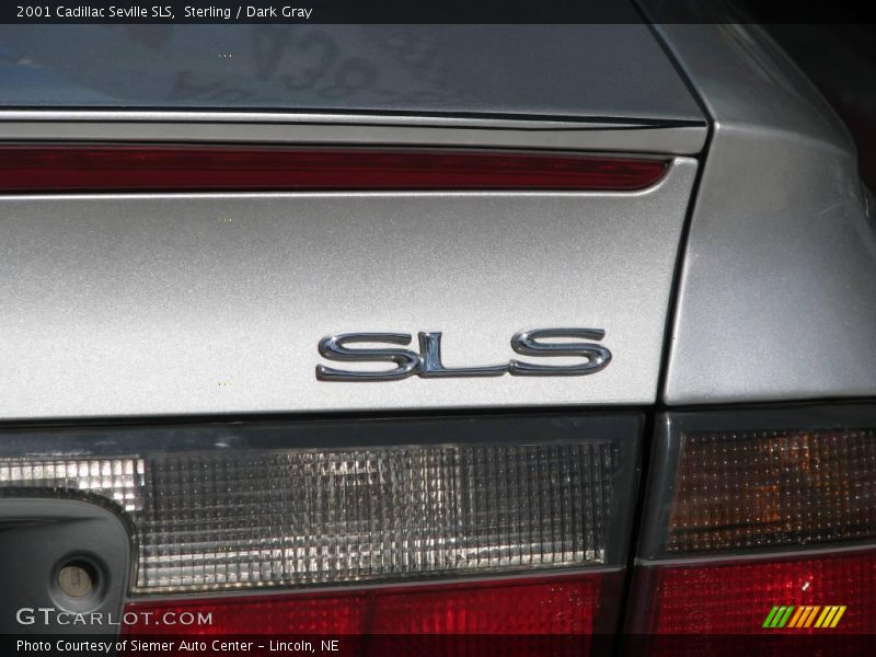 Sterling / Dark Gray 2001 Cadillac Seville SLS
