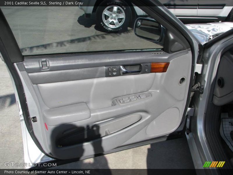 Sterling / Dark Gray 2001 Cadillac Seville SLS
