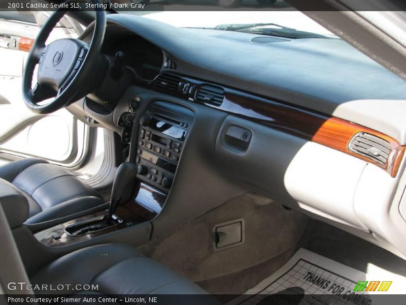 Sterling / Dark Gray 2001 Cadillac Seville SLS