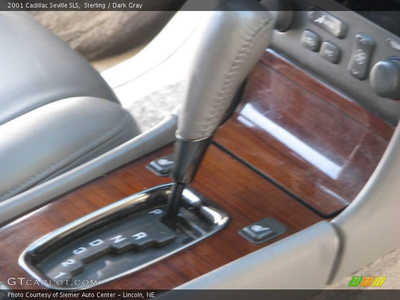 Sterling / Dark Gray 2001 Cadillac Seville SLS