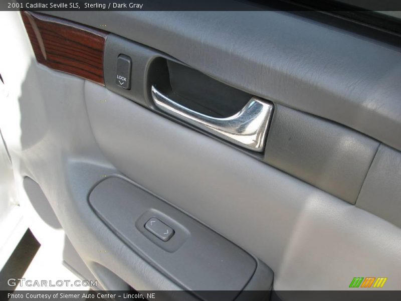 Sterling / Dark Gray 2001 Cadillac Seville SLS