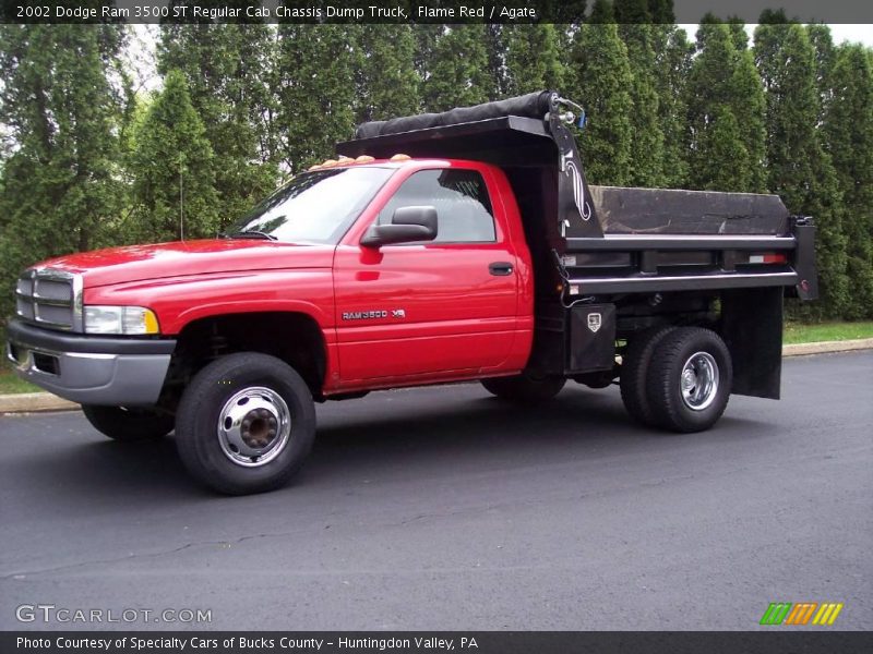 Flame Red / Agate 2002 Dodge Ram 3500 ST Regular Cab Chassis Dump Truck