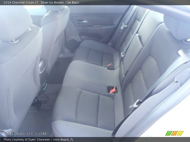 Silver Ice Metallic / Jet Black 2014 Chevrolet Cruze LT