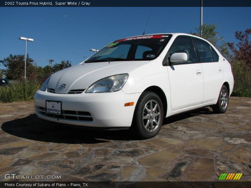 Super White / Gray 2002 Toyota Prius Hybrid