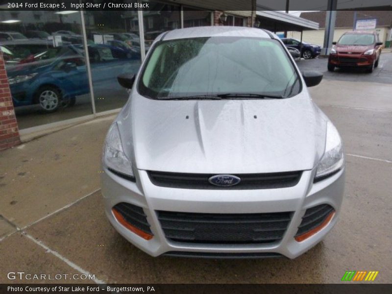 Ingot Silver / Charcoal Black 2014 Ford Escape S