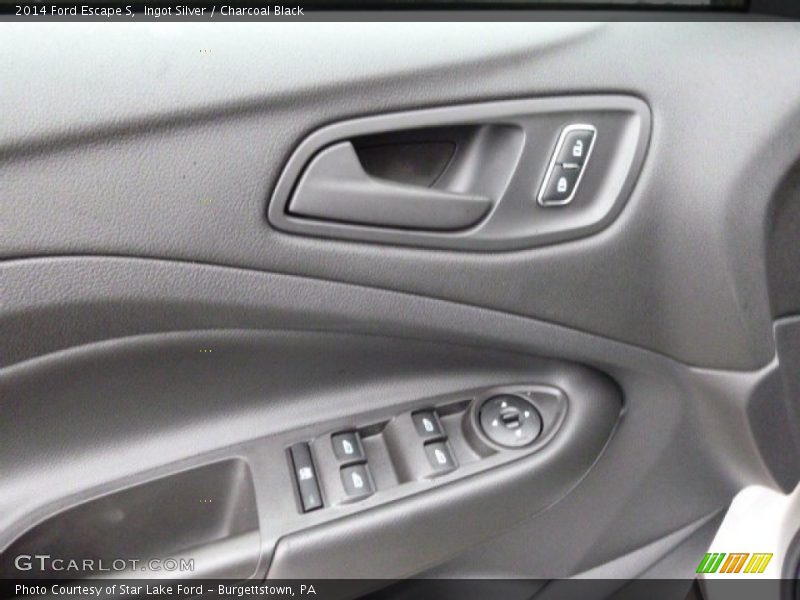 Ingot Silver / Charcoal Black 2014 Ford Escape S