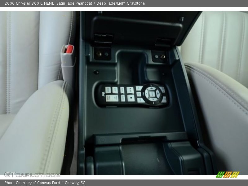 Satin Jade Pearlcoat / Deep Jade/Light Graystone 2006 Chrysler 300 C HEMI
