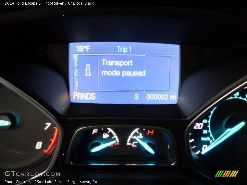 Ingot Silver / Charcoal Black 2014 Ford Escape S