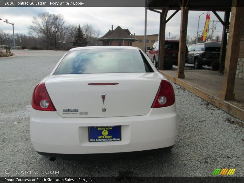 Ivory White / Ebony 2006 Pontiac G6 Sedan