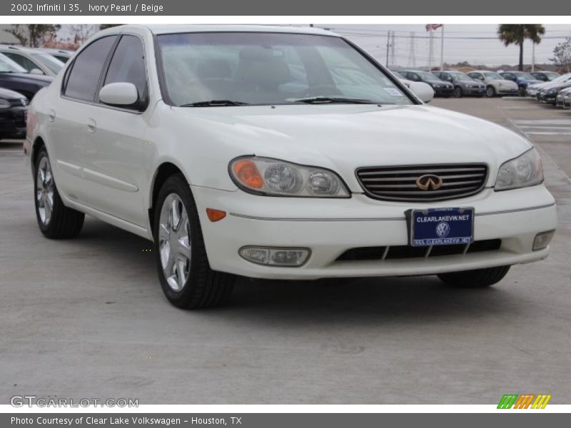 Ivory Pearl / Beige 2002 Infiniti I 35