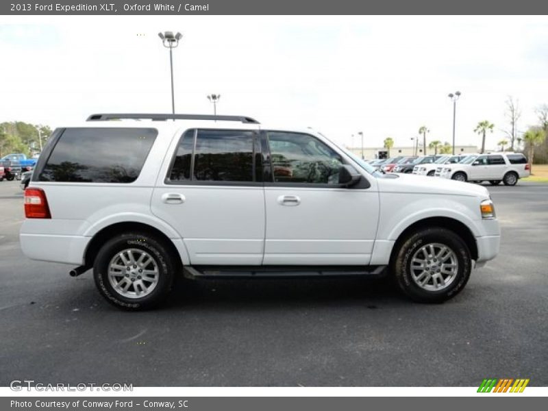 Oxford White / Camel 2013 Ford Expedition XLT