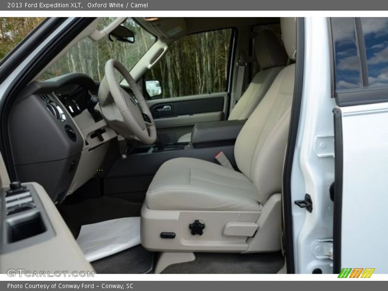 Oxford White / Camel 2013 Ford Expedition XLT