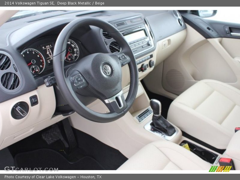 Beige Interior - 2014 Tiguan SE 