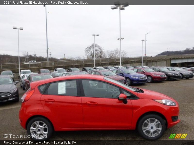 Race Red / Charcoal Black 2014 Ford Fiesta SE Hatchback
